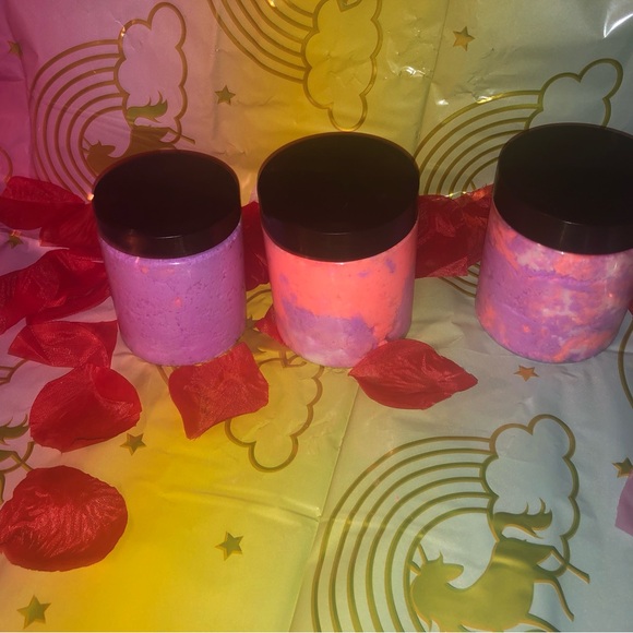 BODY BUTTER AND BODY SCRUBS - Picture 4 of 11